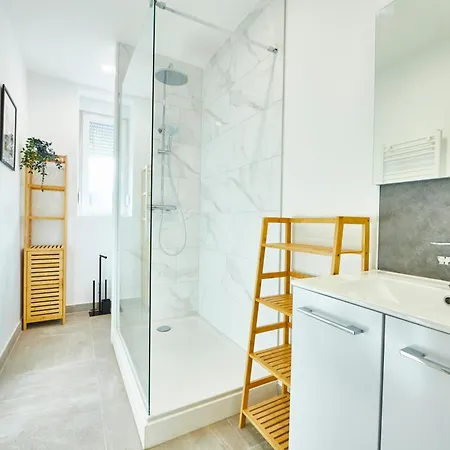 Be-2d Joli 3 Pieces Equipe Pour 1-4 Pers 2eme Etage Au Centre De