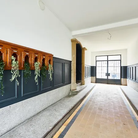 Be-2d Joli 3 Pieces Equipe Pour 1-4 Pers 2eme Etage Au Centre De Апартаменты *